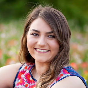Meet your Posher, Lauren